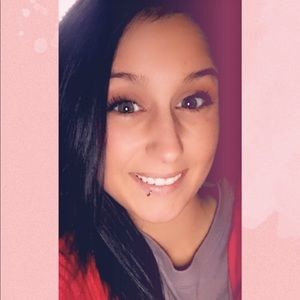 Meet your Posher, Alaina